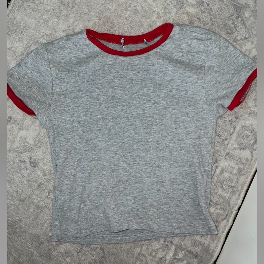 Tilly's Red and Gray Women's Crop Top